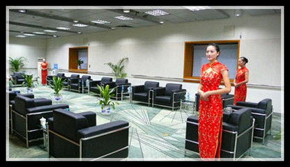 南京会议公司如何做好会议接待服务----米廷会展专门提供会议礼仪人员和接待人员